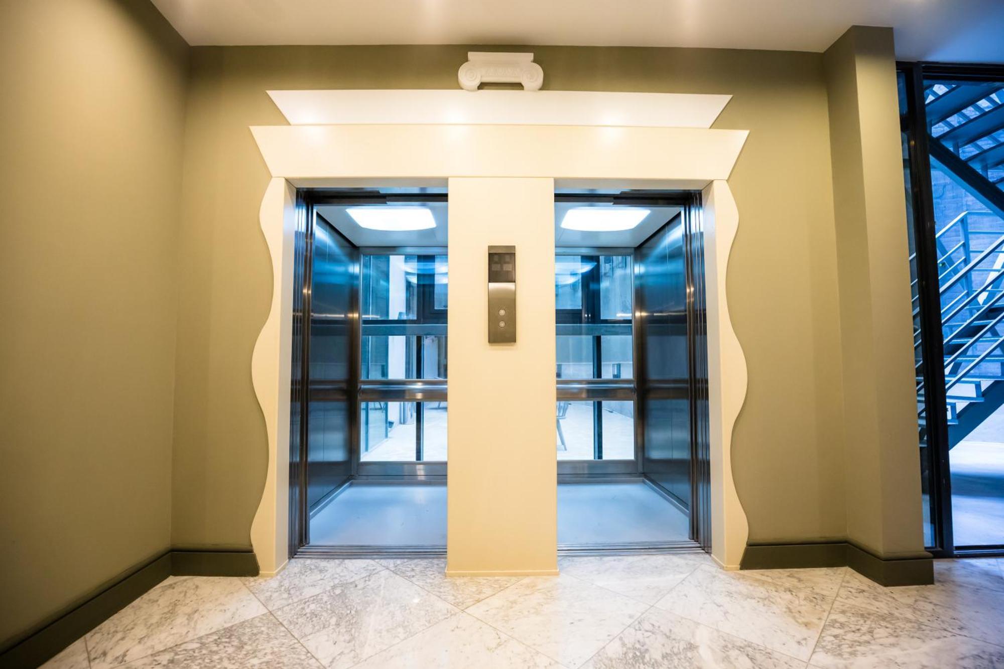 Brosse Garden Hotel Tbilisi Exterior photo