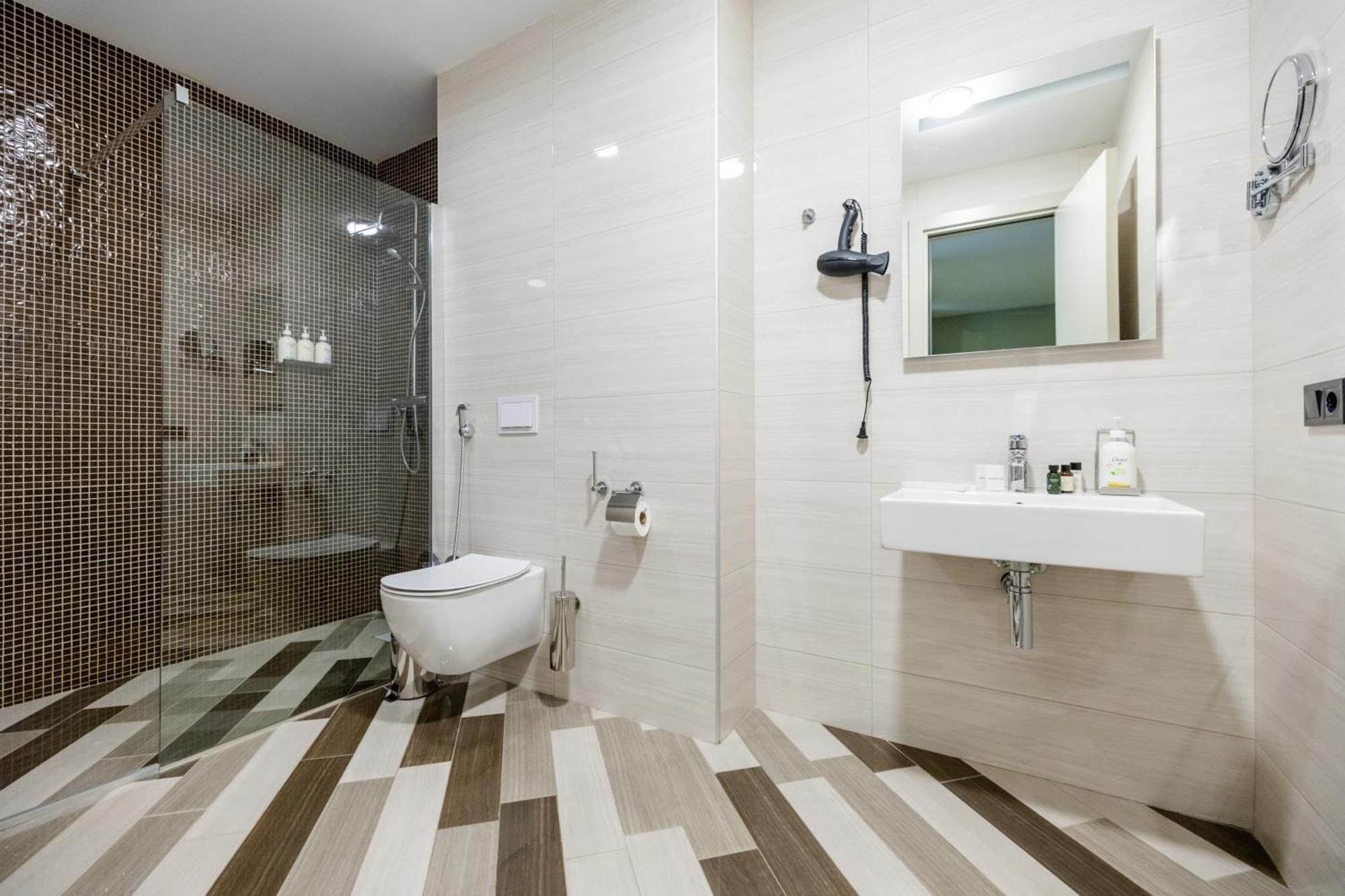 Brosse Garden Hotel Tbilisi Room photo
