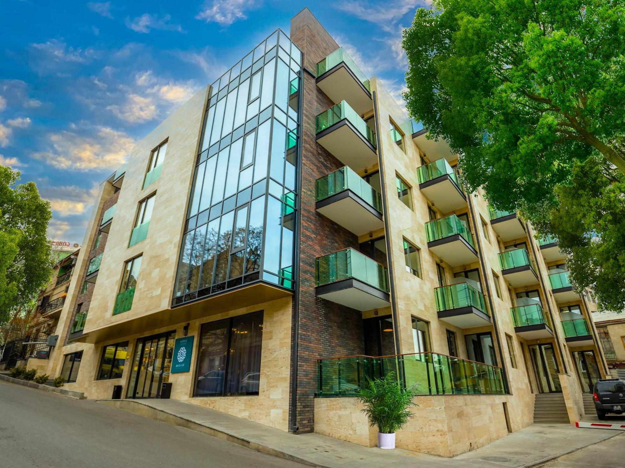 Brosse Garden Hotel Tbilisi Exterior photo